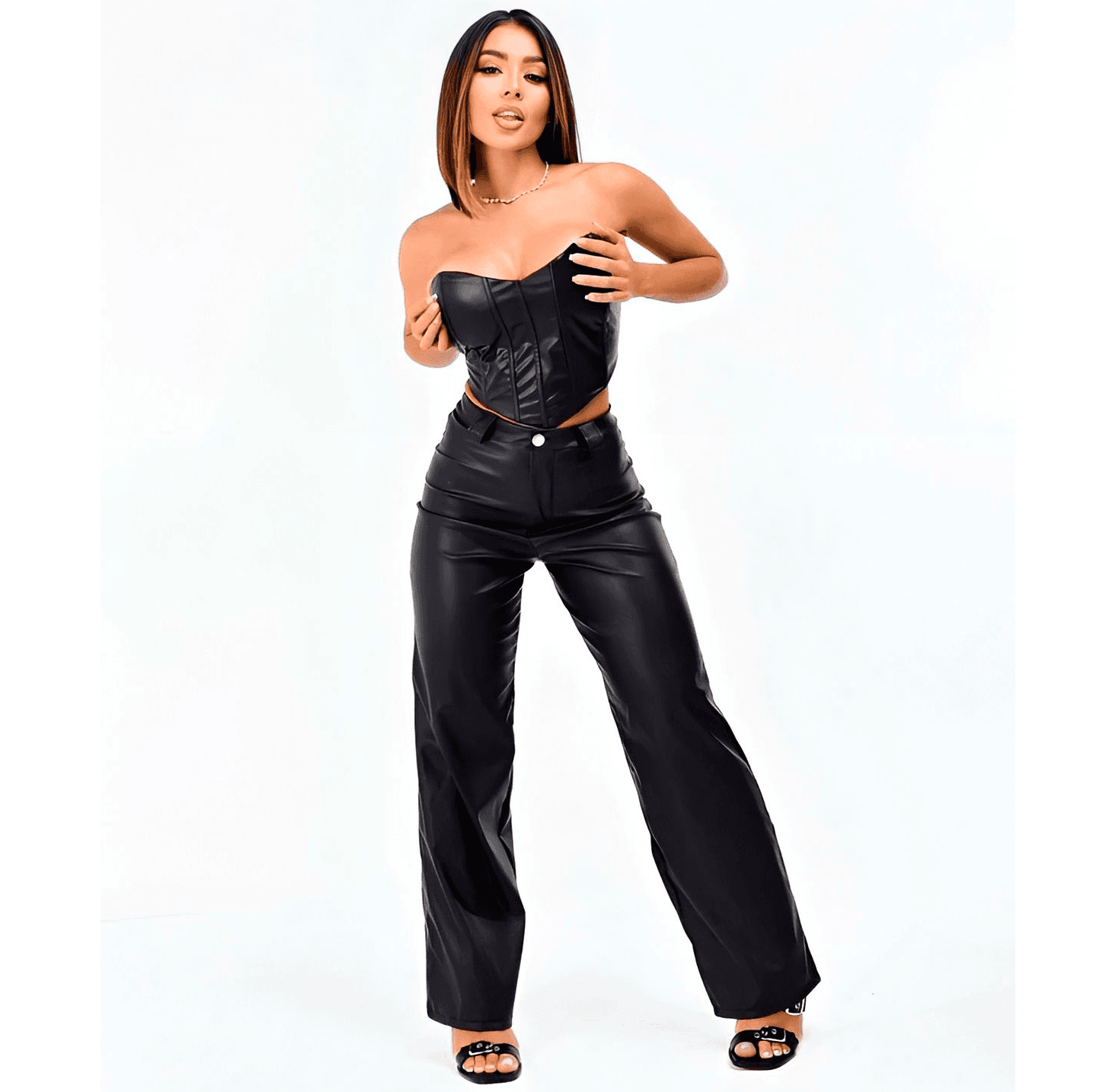 Pantalón elegante con un aire moderno y versátil - Image 4