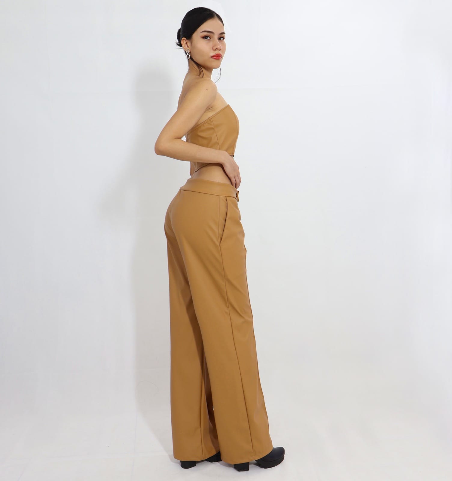 Conjunto Top Tipo Corsé con Cierre y Pantalón Ancho - Image 3