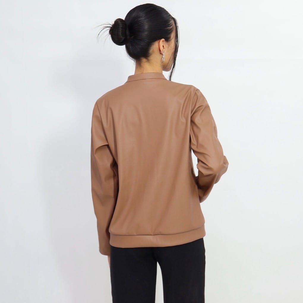 Chaqueta Elegante con Cierre Delantero y Botón - Image 2