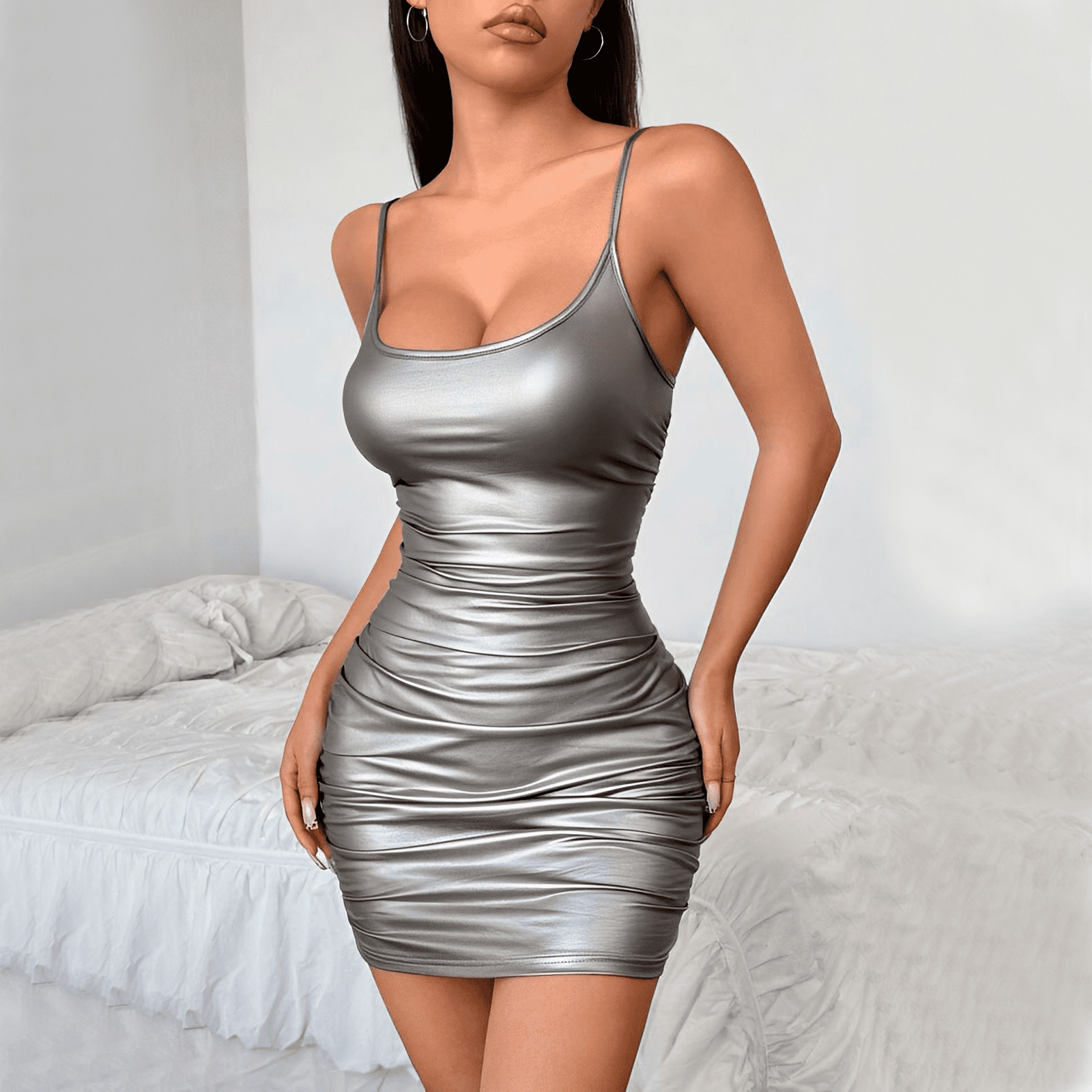 Vestido Ajustado Tiras Elegantes y Diseño Clásico