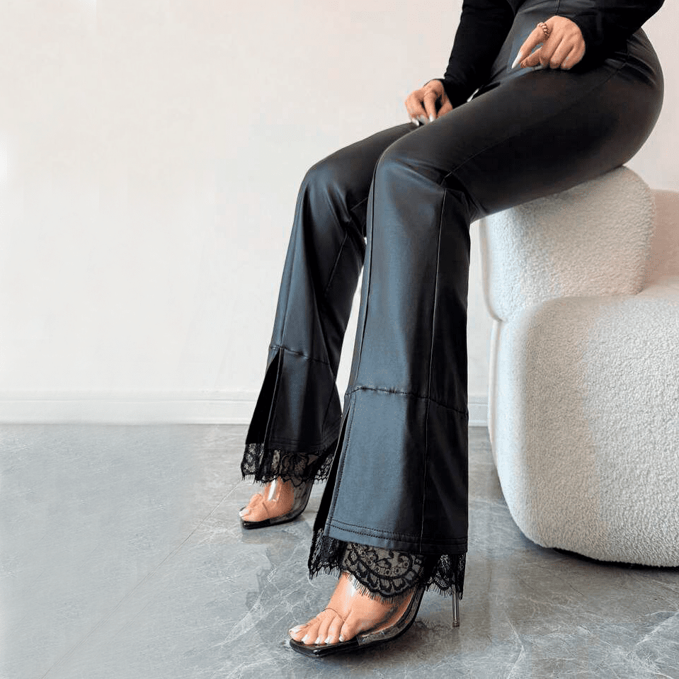 Leggins Elegante y Coqueto con Diseño de Cortes