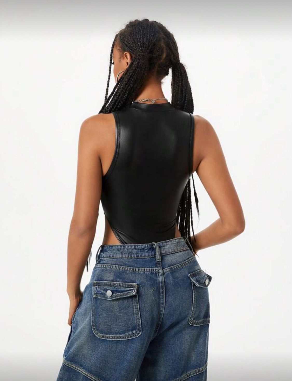 Body Ajustado al Cuerpo Cuello y Descaderado - Image 2